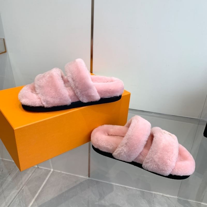 Louis Vuitton Slippers